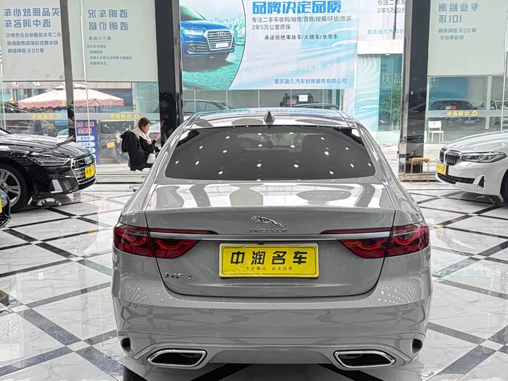 Jaguar XF L 2024 2024款 2.0T P250 两驱尊享豪华版