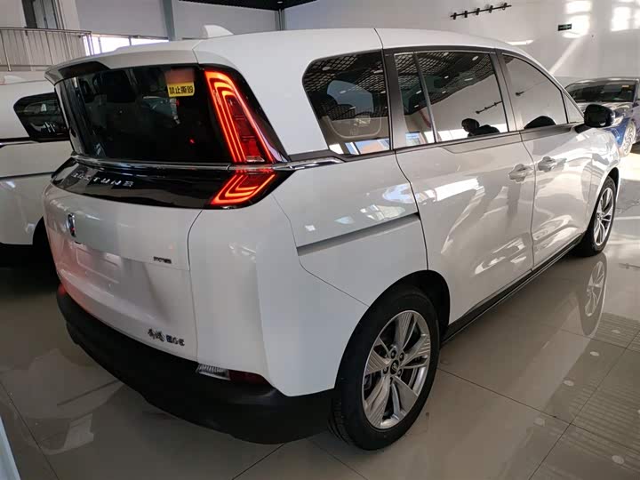 Bestune NAT 2023 2023款 PRO 舒享出行版 419km