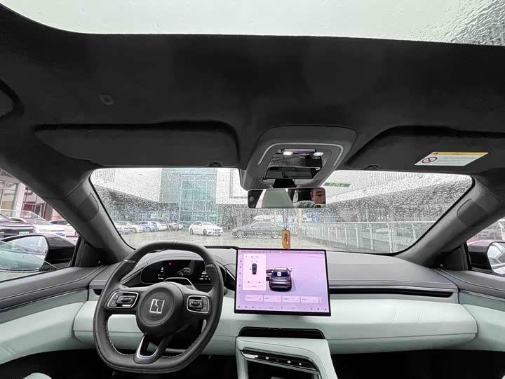 Zeekr 001 2025 2025款 WE版 100kWh 后驱