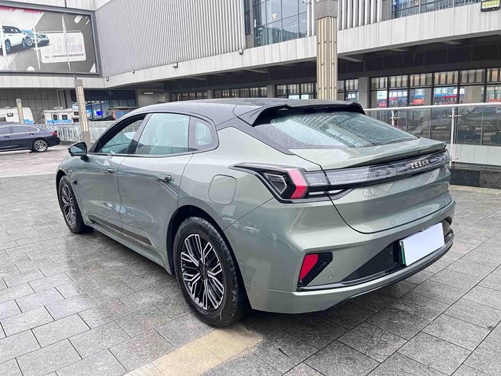 Zeekr 001 2025 2025款 WE版 100kWh 后驱