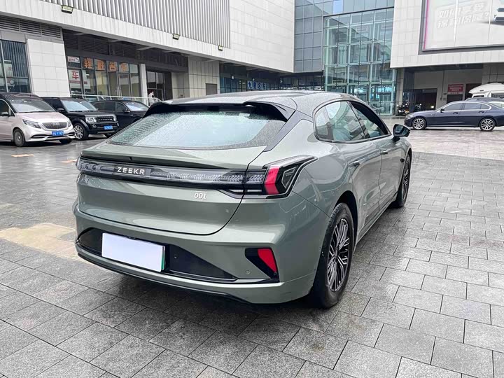 Zeekr 001 2025 2025款 WE版 100kWh 后驱