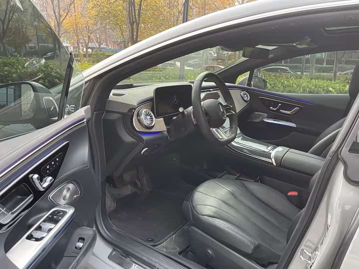 Mercedes-Benz EQE 2022 2022款 350 豪华版
