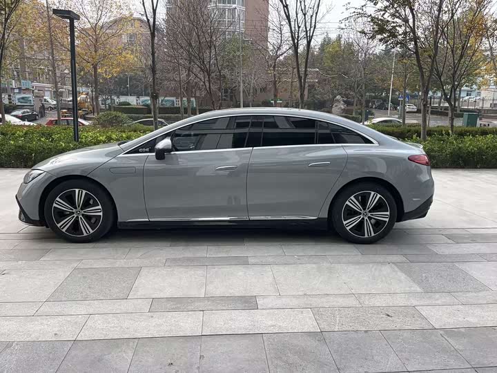 Mercedes-Benz EQE 2022 2022款 350 豪华版