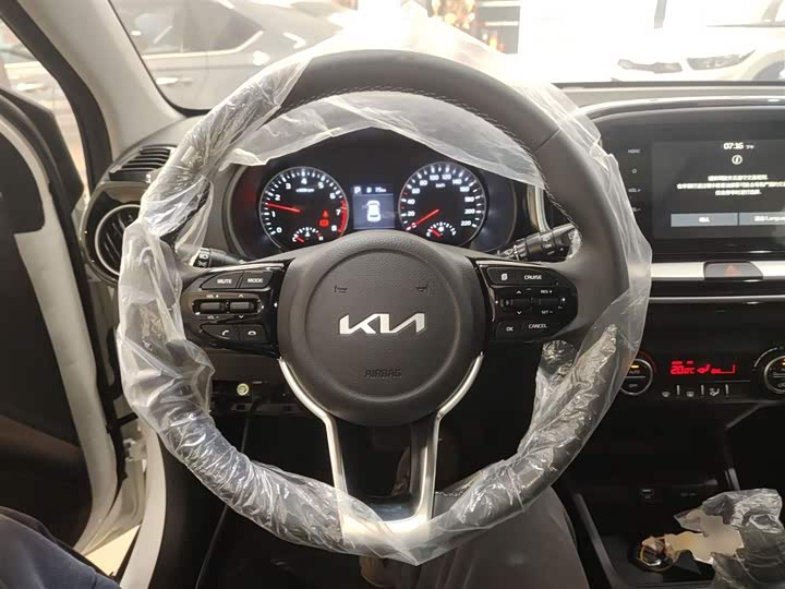 Kia KX1 2021 2021款 1.4L CVT天窗款