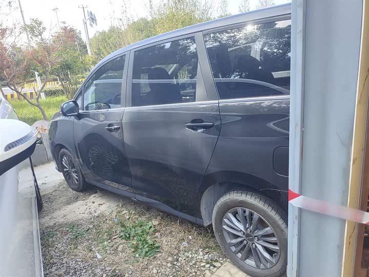 Maxus Euniq 5 2020 2020款 1.3T PLUG IN 精英版