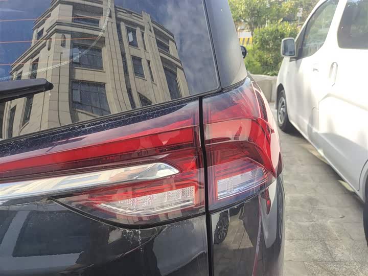 Maxus Euniq 5 2020 2020款 1.3T PLUG IN 精英版