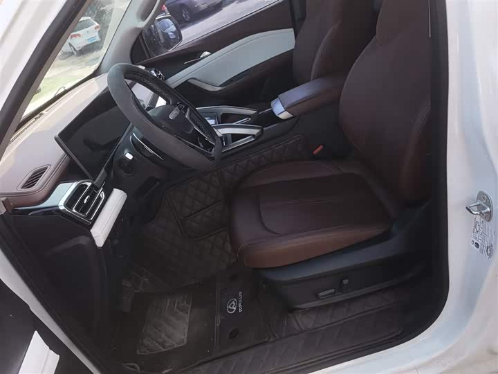 Maxus Star 2023 2023款 星际H 2.0T 自动 柴油单增压四驱精英版 长轴