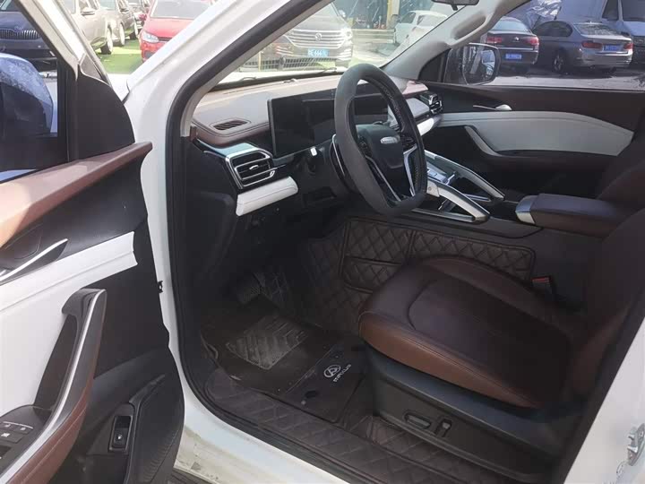 Maxus Star 2023 2023款 星际H 2.0T 自动 柴油单增压四驱精英版 长轴