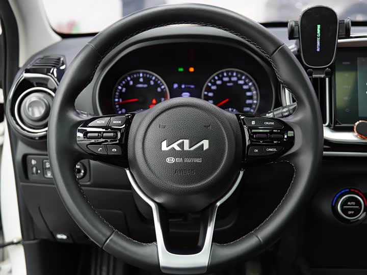 Kia KX1 2021 2021款 1.4L CVT天窗款