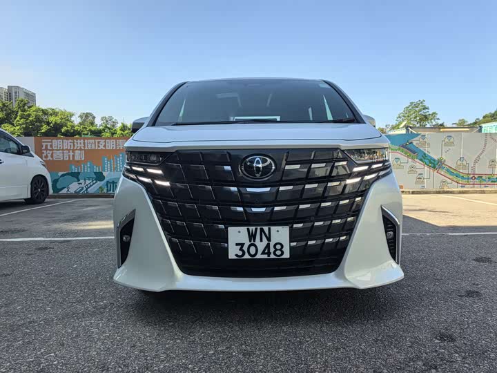 Toyota Alphard 2025 2025款 双擎 2.5L 尊贵黄金版