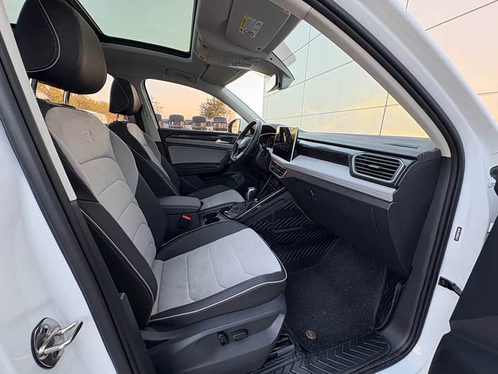 Volkswagen Tayron X 2023 2023款 330TSI 两驱尊贵高能版