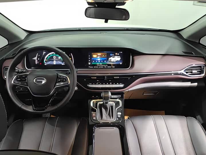 GAC Trumpchi M6 2023 2023款 PRO 270T DCT豪华版