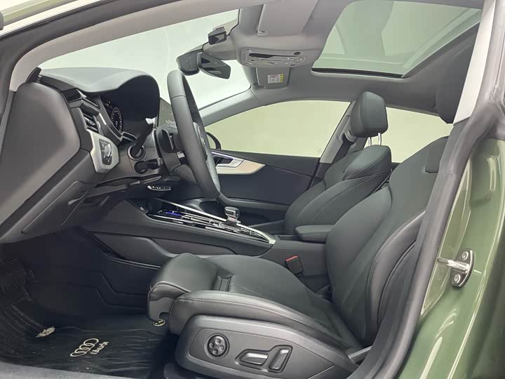 Audi A5 2024 2024款 Sportback 40 TFSI 时尚动感型