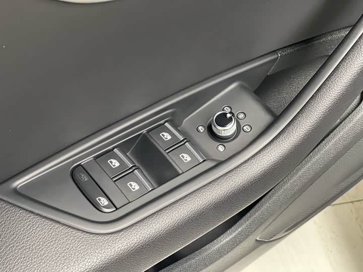 Audi A5 2024 2024款 Sportback 40 TFSI 时尚动感型