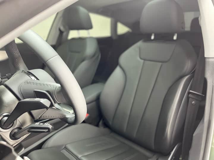 Audi A5 2024 2024款 Sportback 40 TFSI 时尚动感型