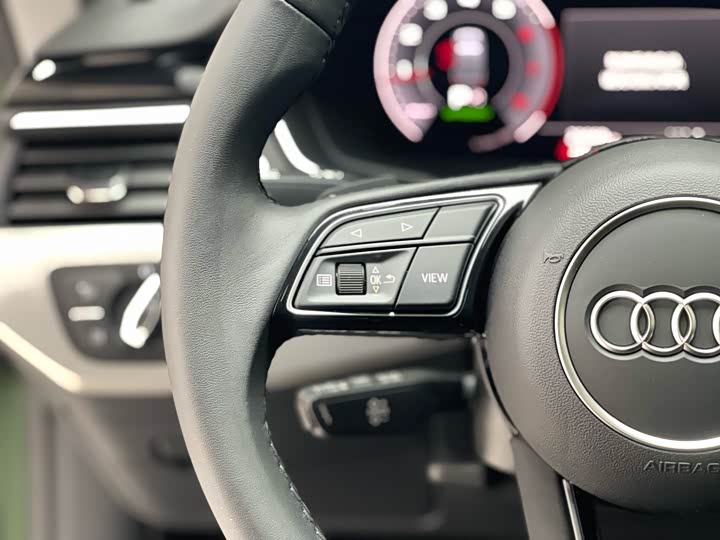 Audi A5 2024 2024款 Sportback 40 TFSI 时尚动感型