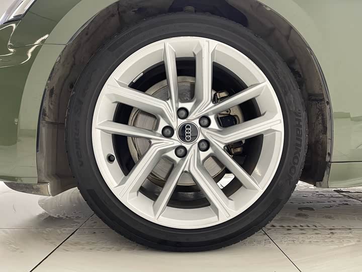 Audi A5 2024 2024款 Sportback 40 TFSI 时尚动感型