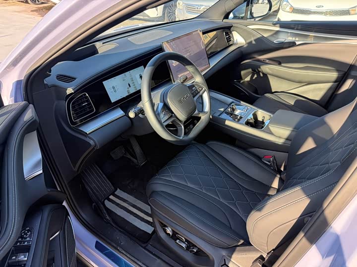 2025 BYD Sea Lion 07 EV