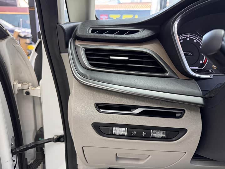 Geely Jiaji 2021 2021款 1.8TD DCT标准型