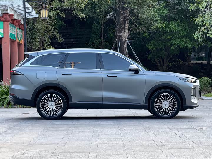 Chery Tiggo 8L 2024 2024款 2.0T 两驱尊贵版 5座