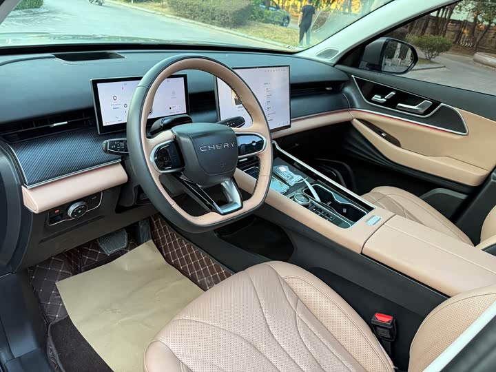 Chery Tiggo 8L 2024 2024款 2.0T 两驱尊贵版 5座