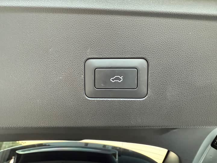 Chery Tiggo 8L 2024 2024款 2.0T 两驱尊贵版 5座