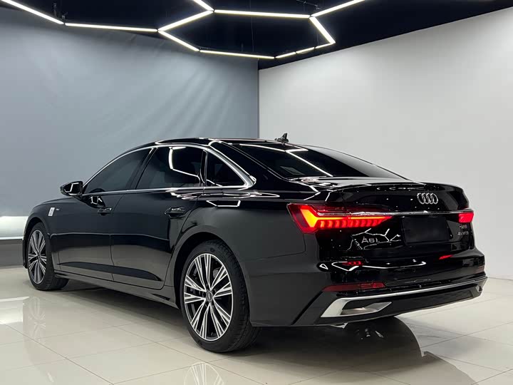 Audi A6L 2025 2025款 45 TFSI 臻选动感型