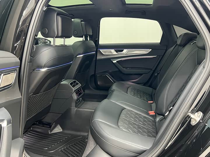 Audi A6L 2025 2025款 45 TFSI 臻选动感型