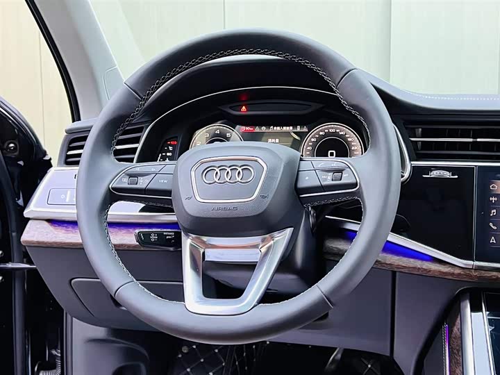 Audi Q7 2024 2024款 55 TFSI quattro S line运动型