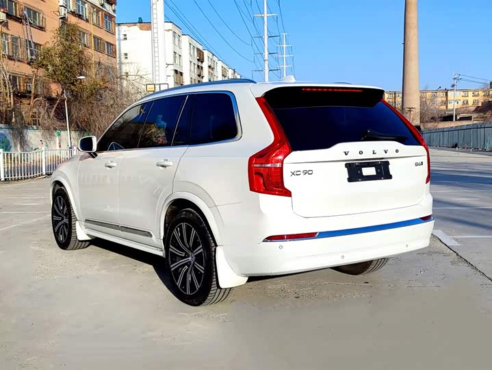 Volvo XC90 2024 2024款 B6 智逸豪华版 7座