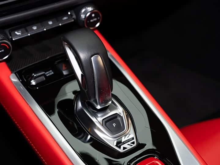 Lotus Emira 2021 2021款 2.0T DCT First Edition