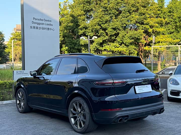 Porsche Cayenne Hybrid 2023 2023款 Cayenne E-Hybrid 2.0T 铂金版