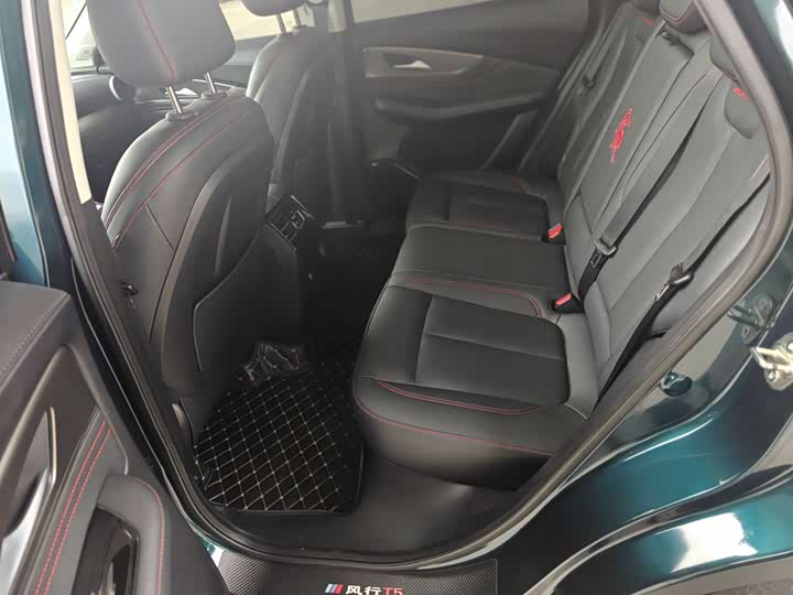 Dongfeng Forthing T5 EVO 2021 2021款 1.5TD DCT钻石版