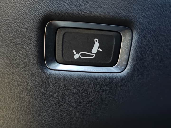 Maxus G90 2022 2022款 2.0T 星际七座版