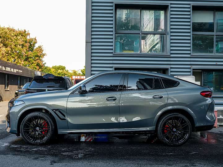 BMW X6 M 2023 2023款 X6 M 雷霆版