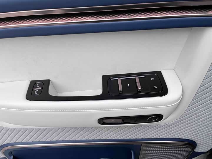 Zeekr Mix 2025 2025款 长续航智驾版