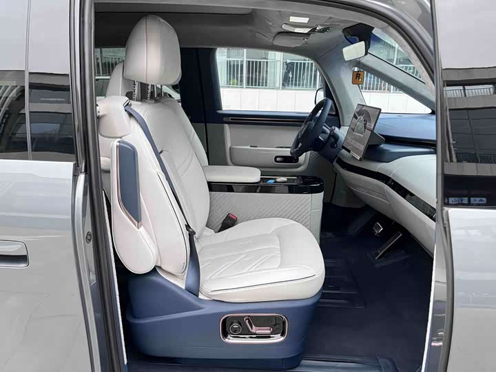 Zeekr Mix 2025 2025款 长续航智驾版