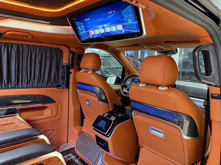 Mercedes-Benz Vito 2024 2024款 2.0T 商务版 7座