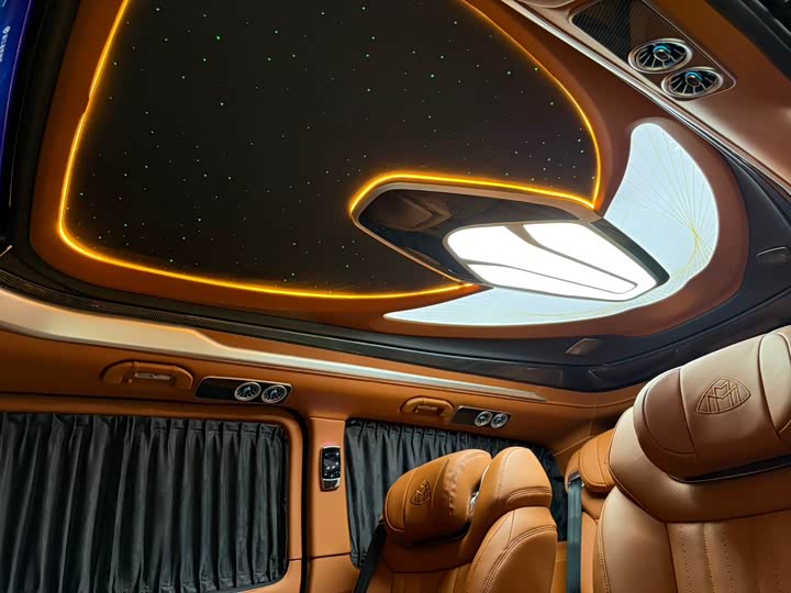 Mercedes-Benz Vito 2024 2024款 2.0T 商务版 7座