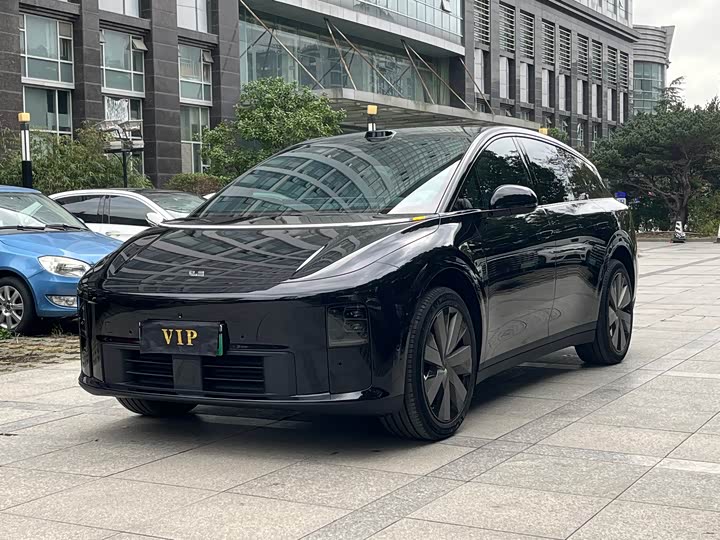 LiXiang i6 2025 2025款 四驱标准版