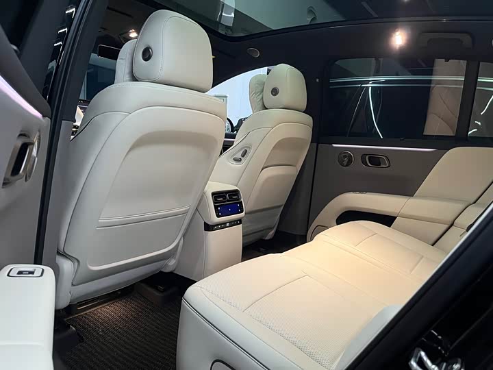 LiXiang i6 2025 2025款 四驱标准版