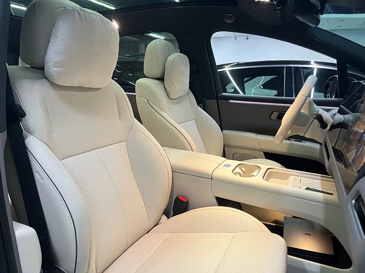 LiXiang i6 2025 2025款 四驱标准版