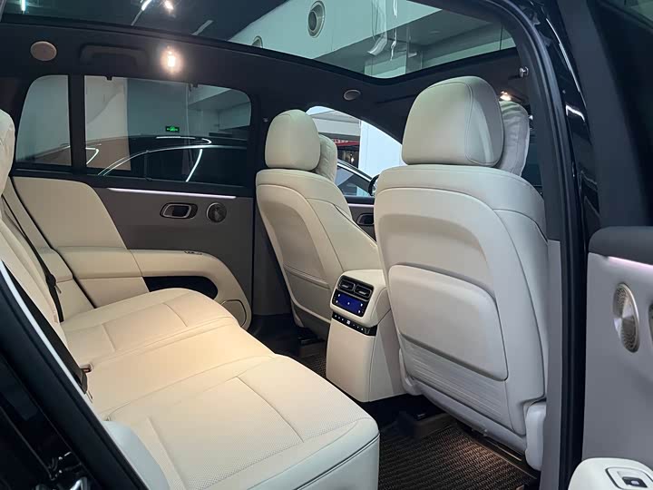 LiXiang i6 2025 2025款 四驱标准版