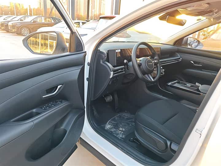 Hyundai Tucson L 2025 2025款 途胜L 1.5T 精英版