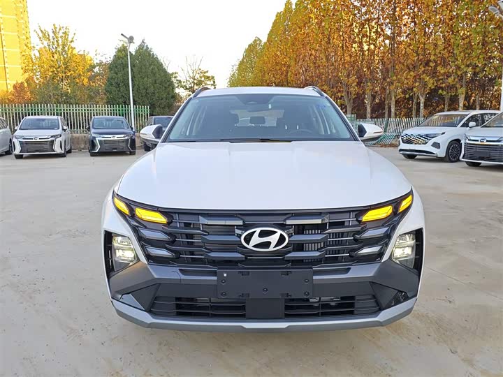 Hyundai Tucson L 2025 2025款 途胜L 1.5T 精英版