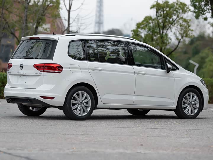 Volkswagen Touran L 2021 2021款 途安L 280TSI DSG舒适版 7座