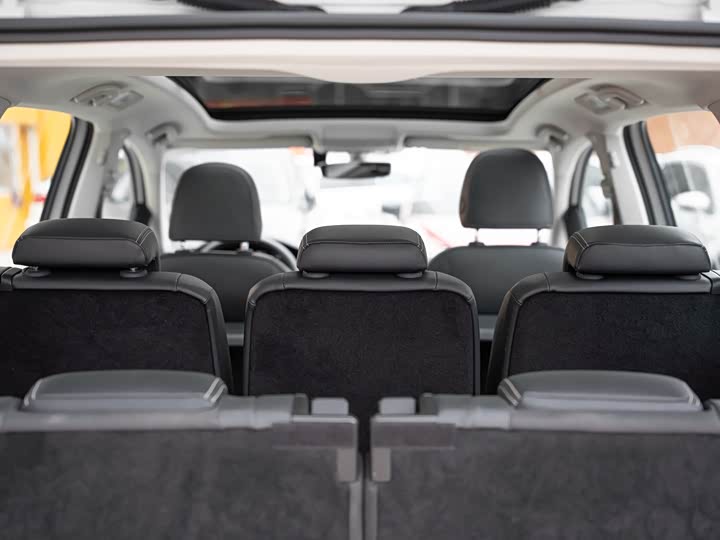 Volkswagen Touran L 2021 2021款 途安L 280TSI DSG舒适版 7座