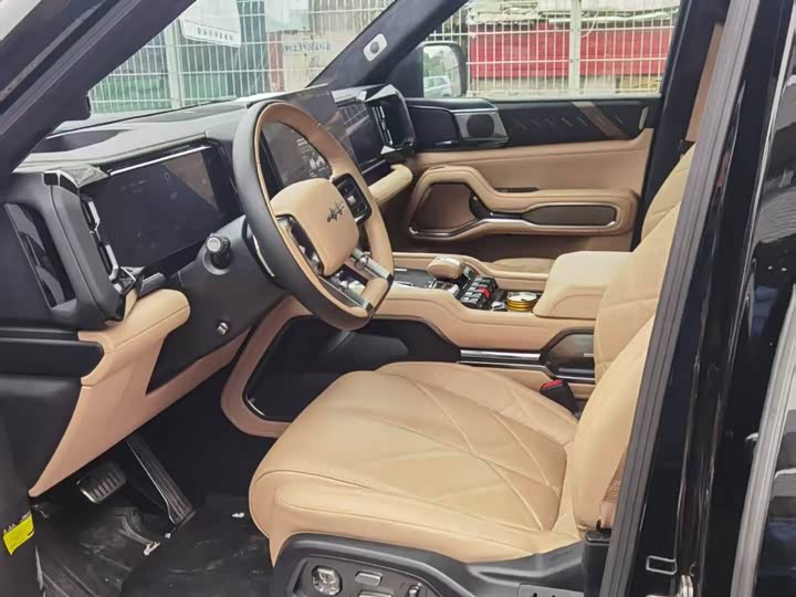 BYD FangChengBao Leopard 8 2025 2025款 智勇旗舰版 6座