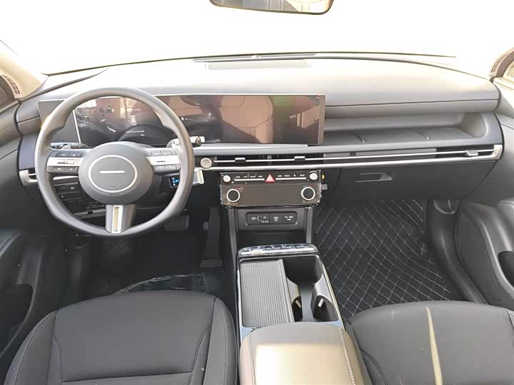 Hyundai Tucson L 2025 2025款 途胜L 1.5T 精英版