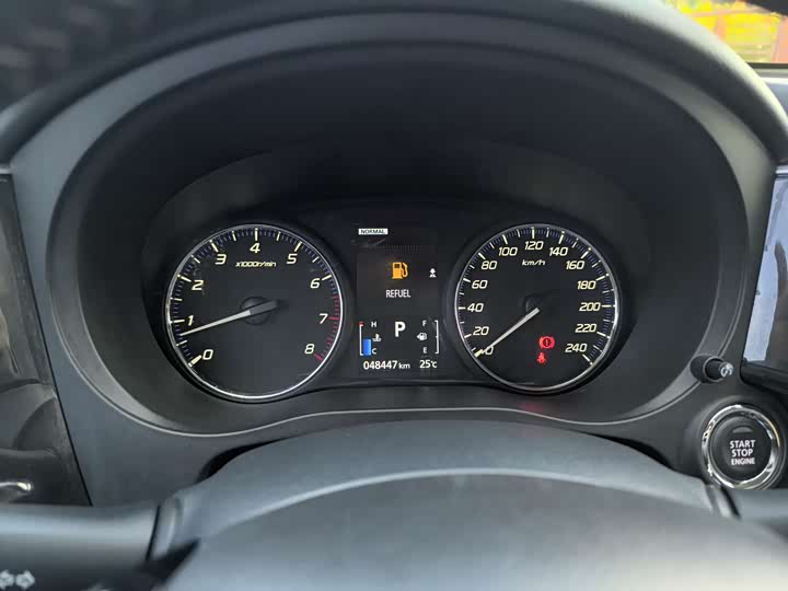 Mitsubishi Outlander 2021 2021款 2.4L 四驱致享版 7座